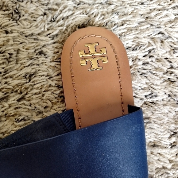 Tory Burch Patos Disk Flat leather Thongs slide Sandals sz 9,5 - Picture 3 of 6